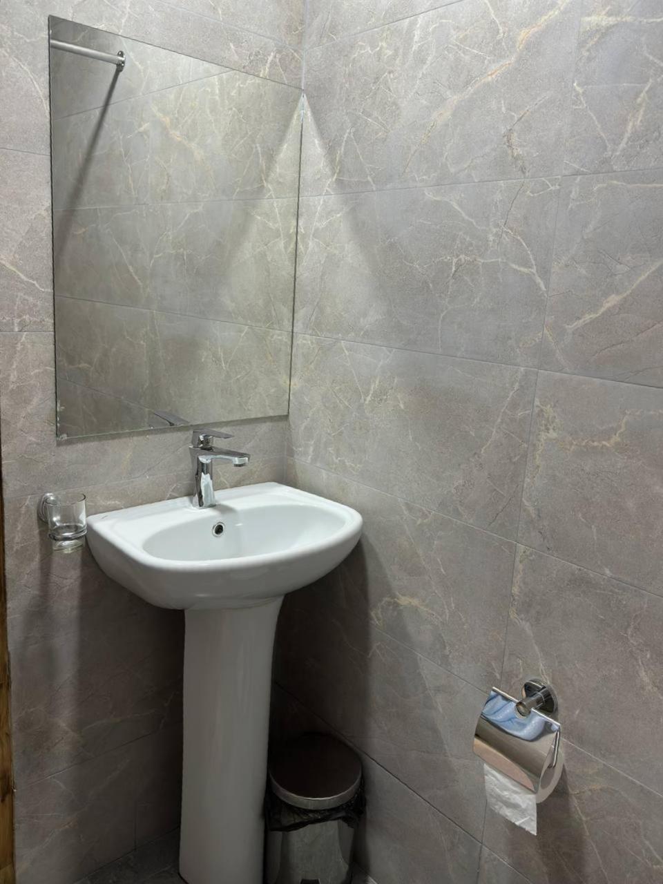 U Ashota Hotel Jereván Kültér fotó